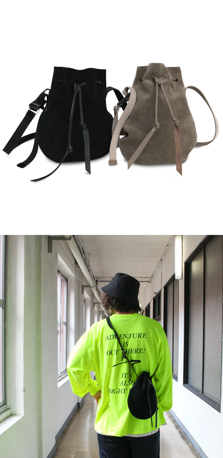 hobo DRAWSTRING POUCH FIDLOCKⓇ BUCKLE COW SUEDE 2023SS