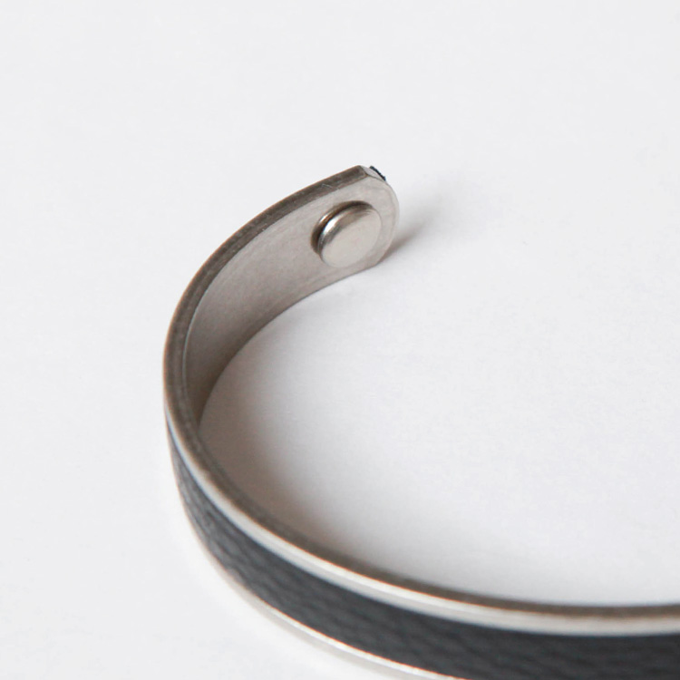 hobo BRASS BRACELET SHRINK LEATHER S | Brownfloor clothing