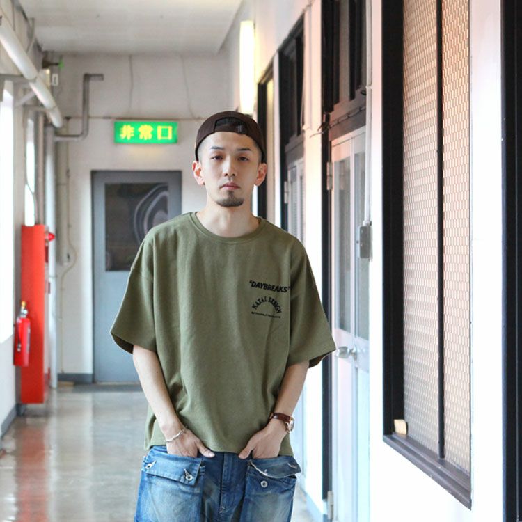 最終値下☆NATAL DESIGN DAYBREAKS Tシャツ 2XL 最終値下☆NATAL DESIGN DAYBREAKS Tシャツ 2XL 最終値下☆NATAL DESIGN